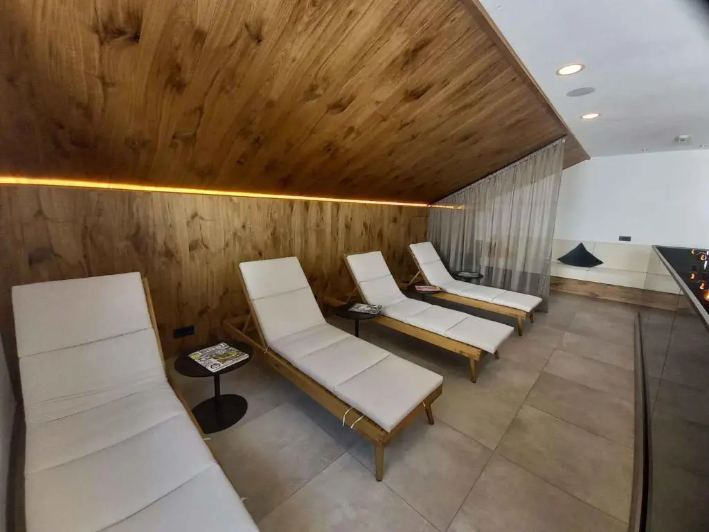 Holiday home in Kappl Paznauntal 42411