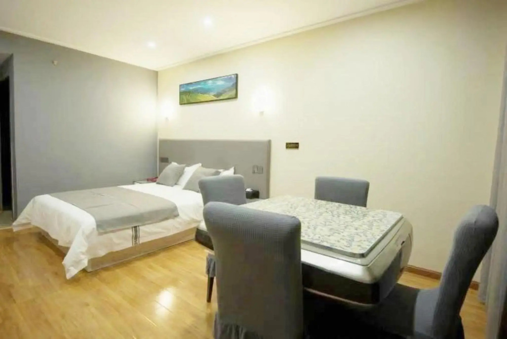 City 118 Hotel Chongyang Caifu Plaza