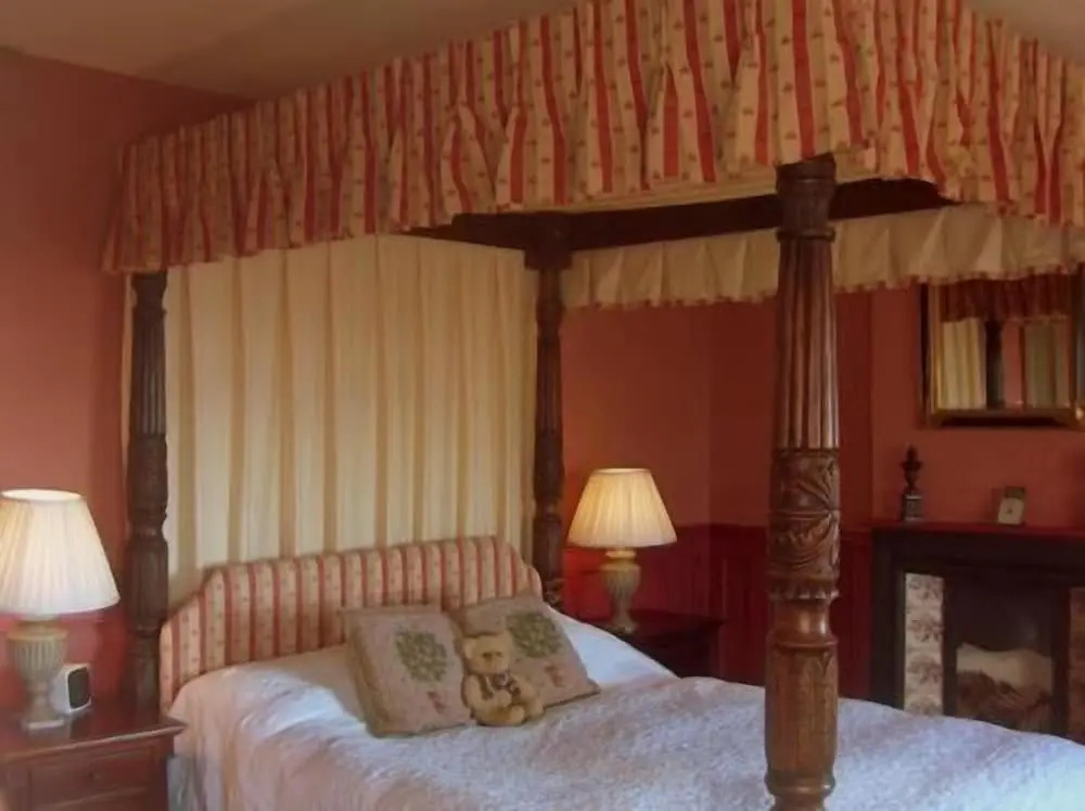 The Hunters Rest Inn
