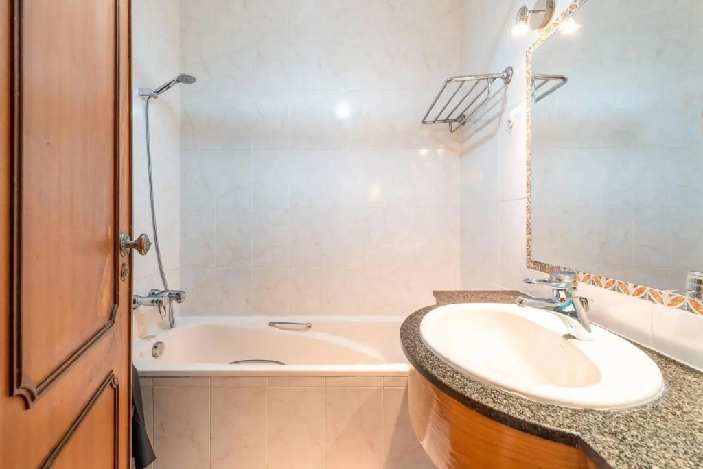 GuestReady - Peaceful One Bedroom Abode in Idyllic Estoril