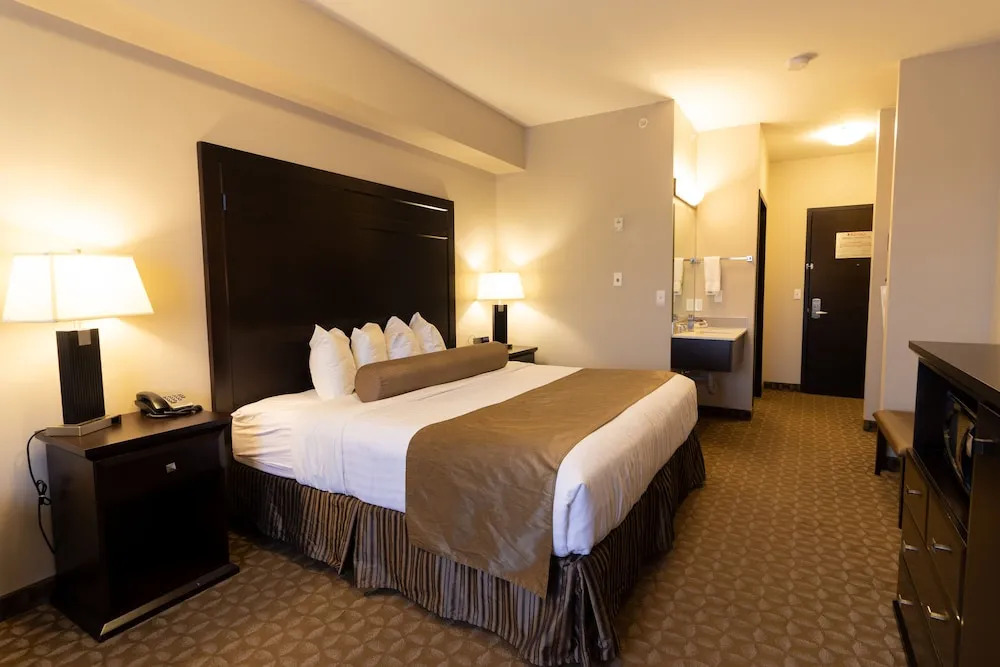 The Kanata by BCMInns Whitecourt