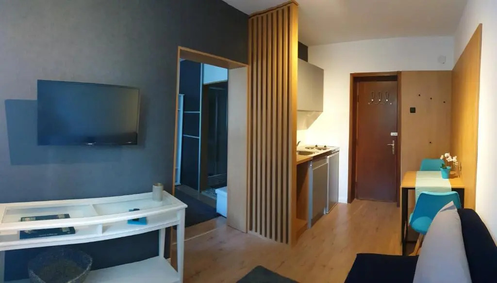 Brigitte Apartments