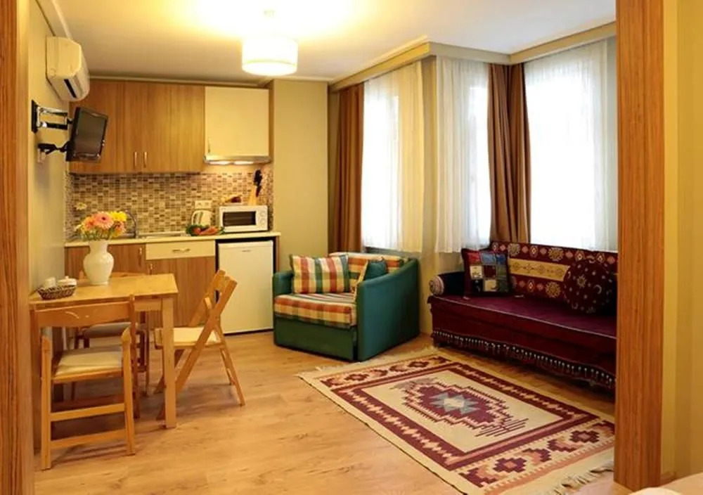 Karina Apart Hotel