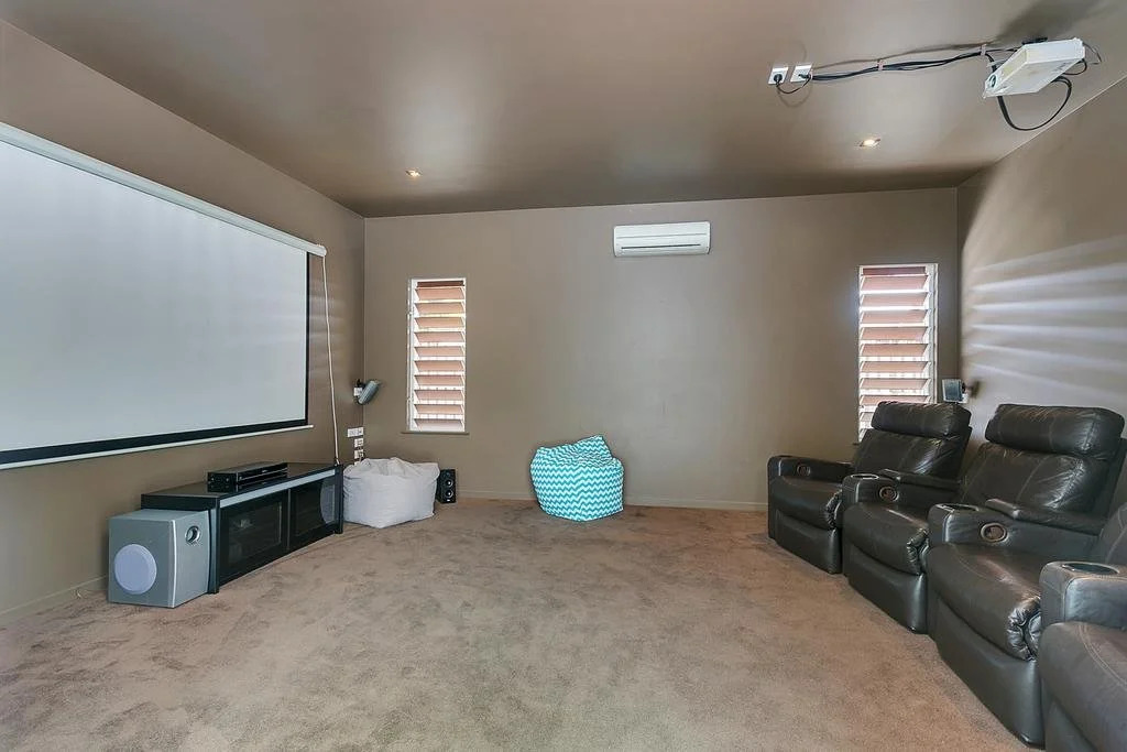 Laguna Retreat