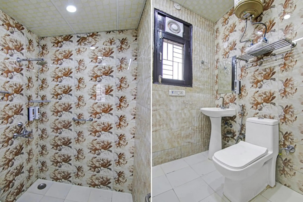 OYO Flagship 70281 Hotel Rishabh Inn