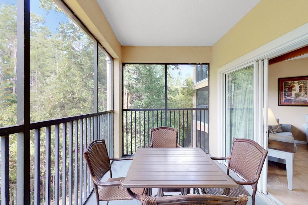 Inviting 4th-floor Condo With Elevator, Screened Balcony, Washer/dryer & AC