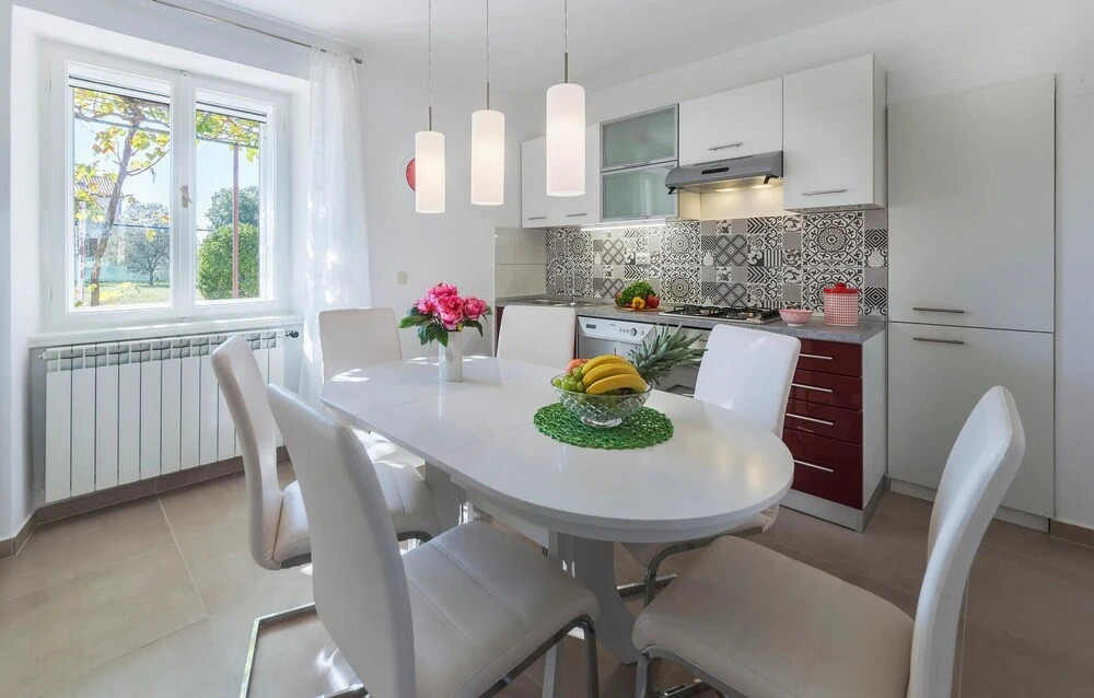Awesome Home in Loborika With 2 Bedrooms and Wifi