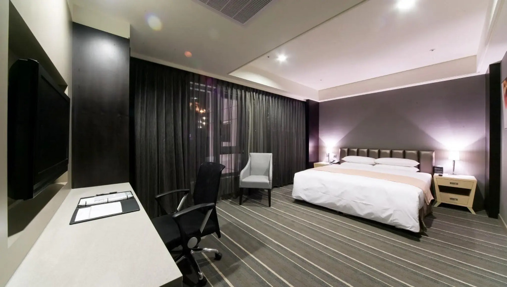 Urban Hotel 33