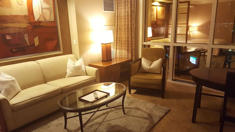 SpareTime Resorts at The Signature Condo Hotel
