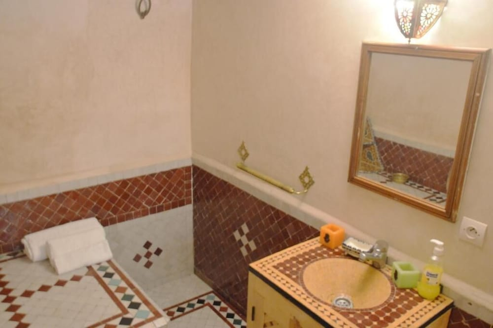 Riad Oumkaltoum Fès