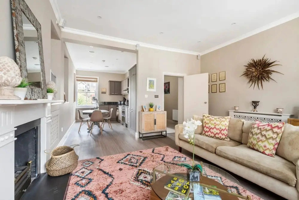 Green Leafy 2 Bedroom in Clapham