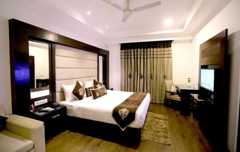 Clarks Inn Suites Kapashera