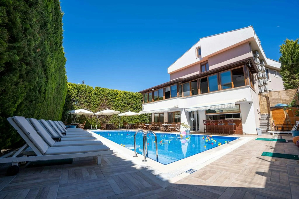 Cunda Giritlioğlu Otel