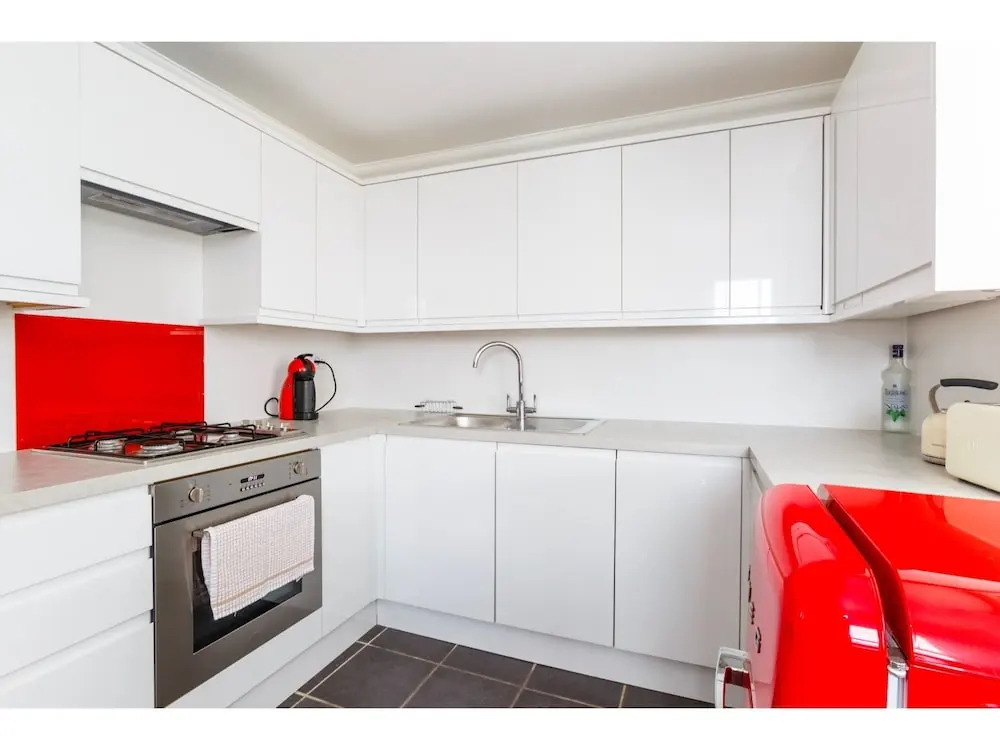 Perfect 1-bed Flat in St. Katherine Docks Sleeps 4