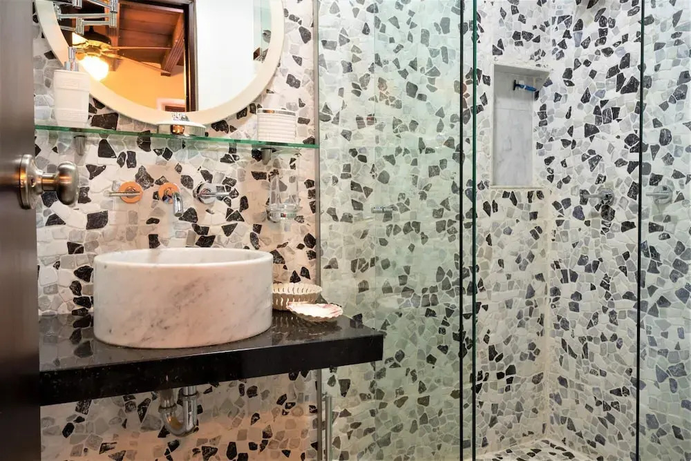 Casa San Pedro -exclusive 3BR Colonial Apartment in Old City by