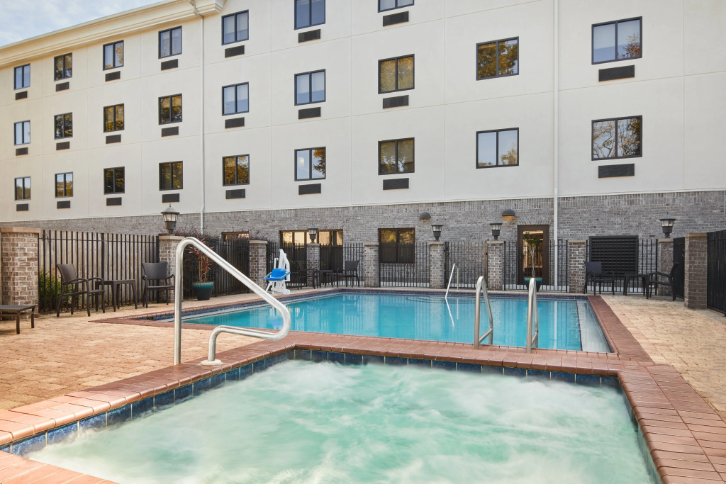 Holiday Inn Express Hotel & Suites Pensacola-West Navy Base by IHG