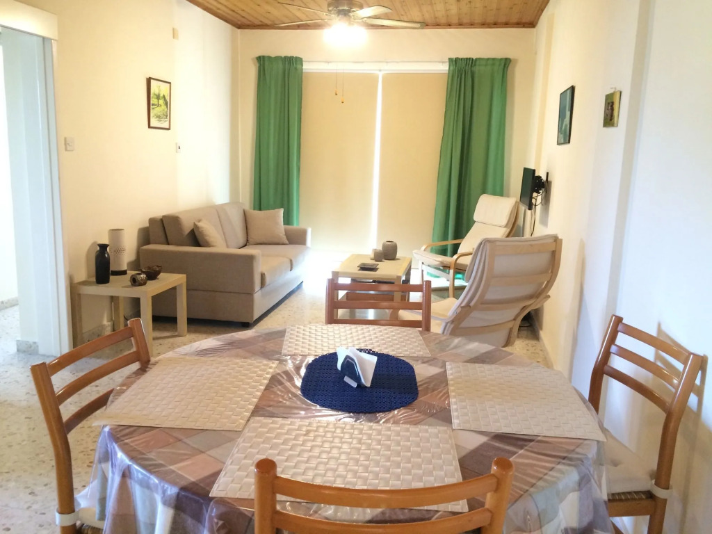 Himonas Apartments