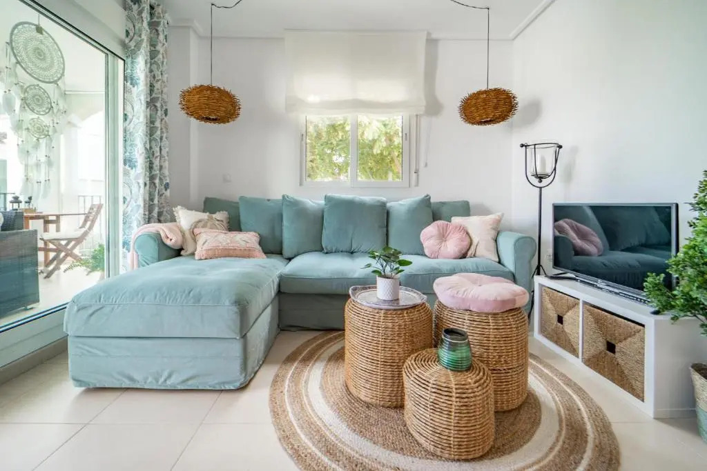Spectacular and Stylish 2 Bed Aparment - AA1711LT