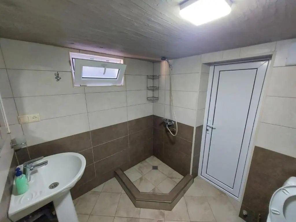 Guest House Lakada