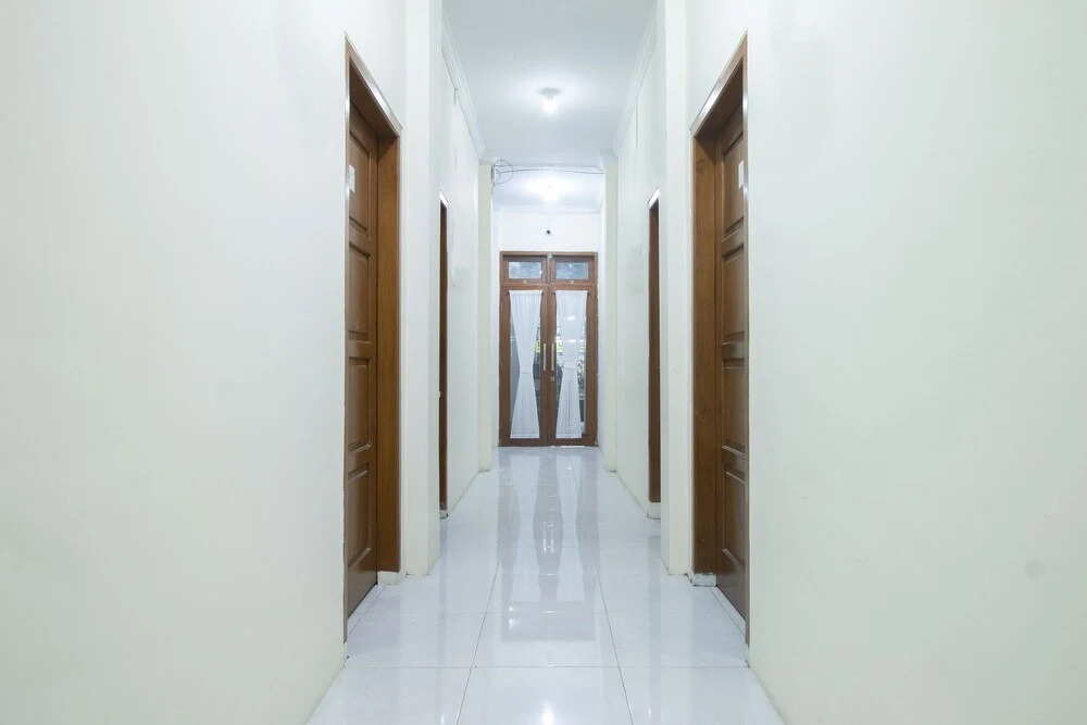 Griya Hanum Syariah by OYO Rooms