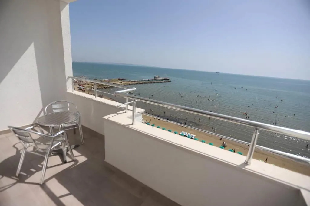 Perandor Beach