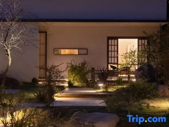 Jingdezhen Creek Shore Boutique Hotel