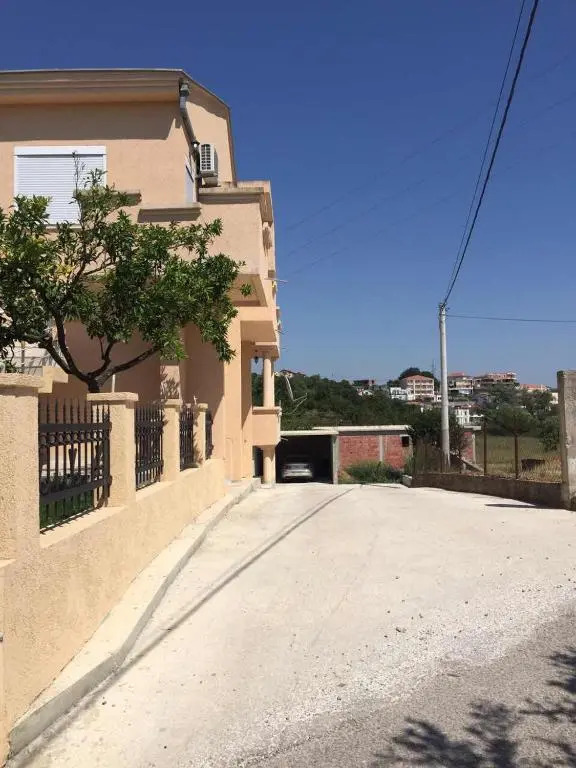 Ceka Apartments