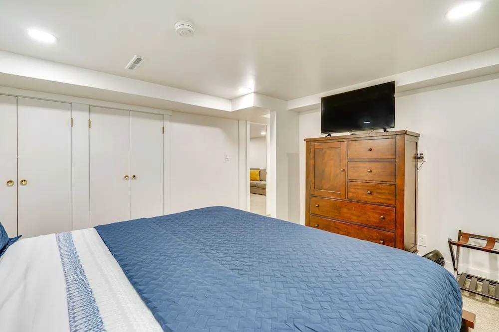 Family friendly SLC Home Near Skiing & Hiking