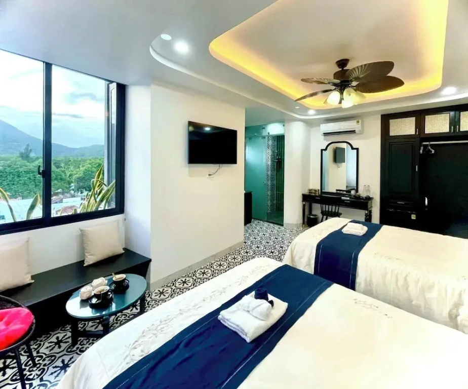 Nereus Hotel