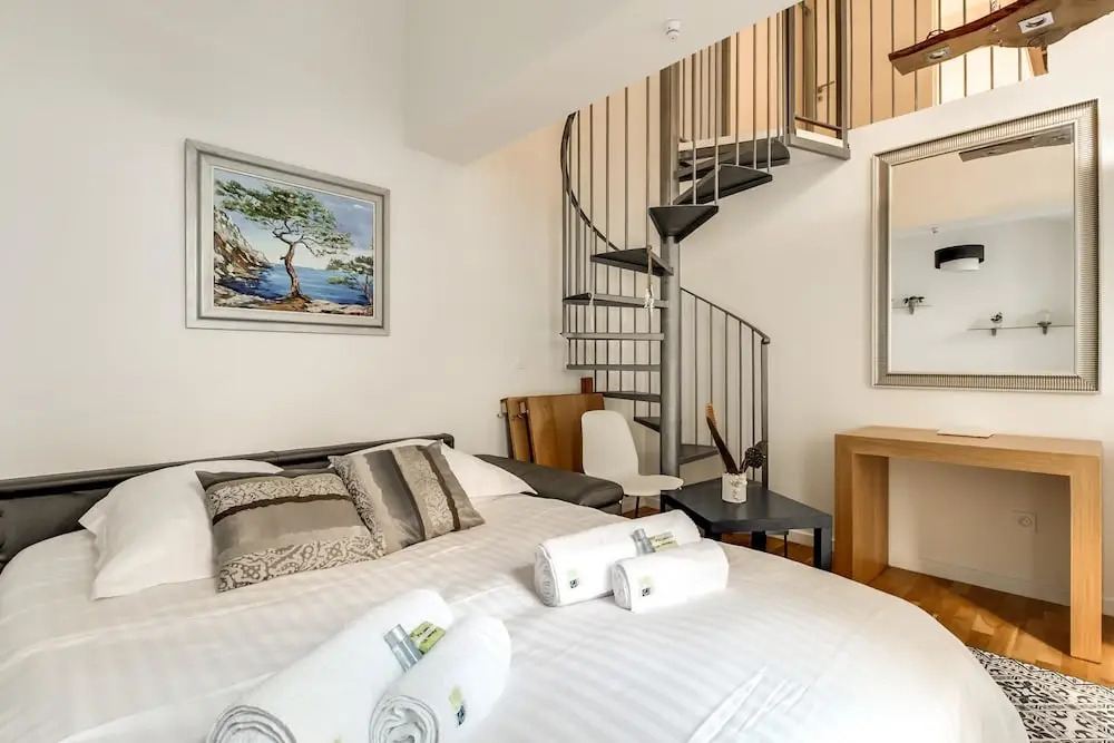 Traverse Mimont Apartment 2