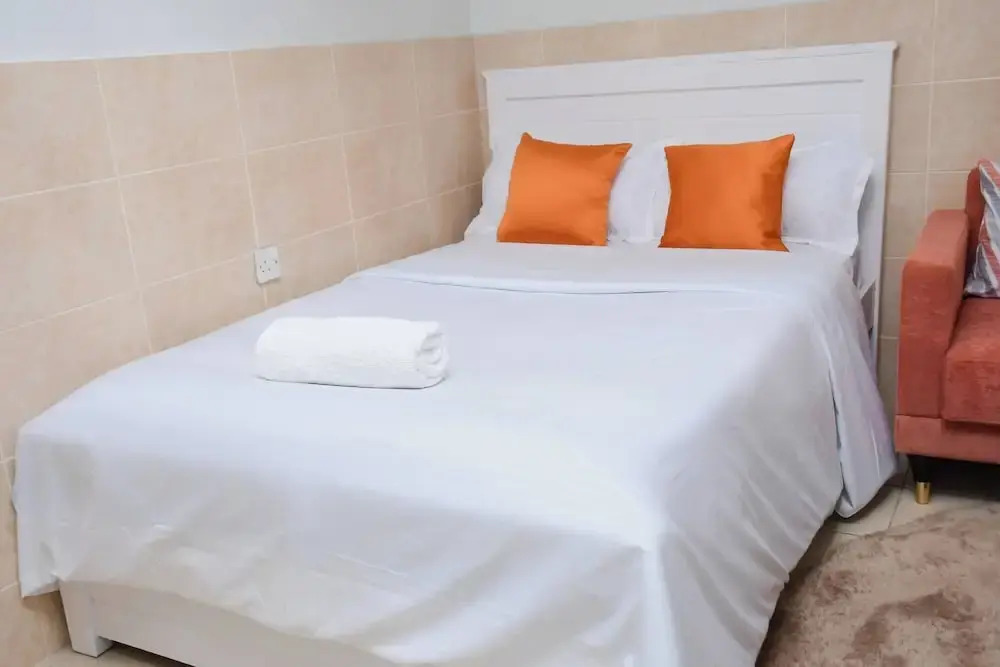 Room-sappire Suits- Cozy Room With Own F