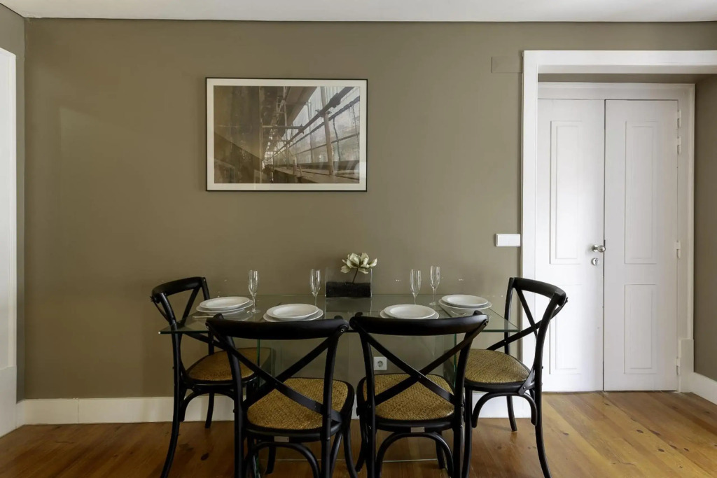 Dockside Apartment by Innkeeper