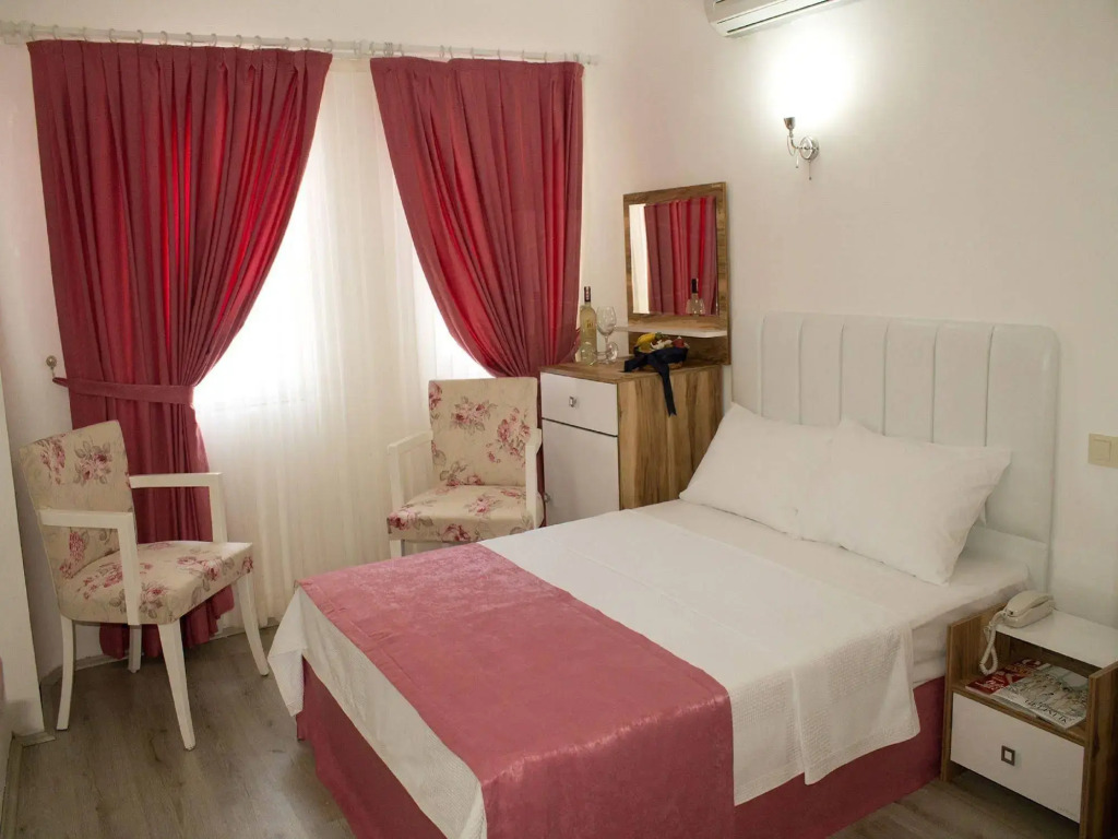Capaci Hotel
