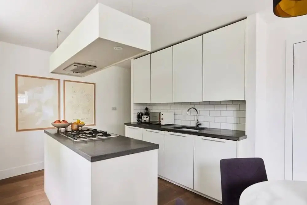 The Ravenscourt Park Escape - Bright 2Bdr Flat