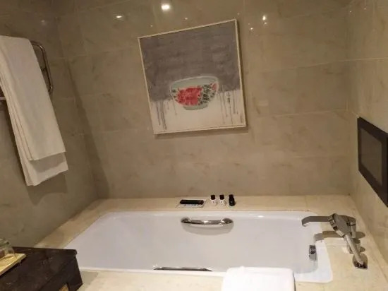 Royal Hot Spring Boutique Hotel