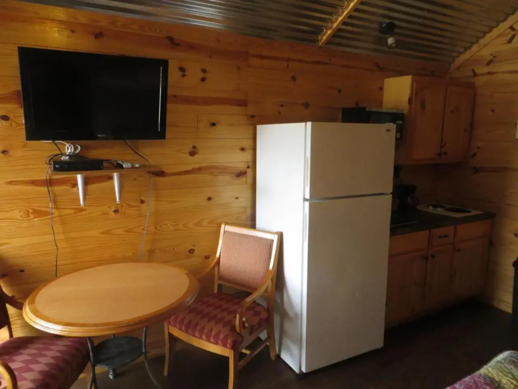 All Tucked Inn Cabins