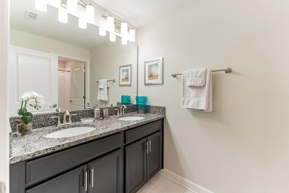 Stunning Resort Home With Private Pool And Amenities 4 Bedroom Townhouse by Redawning