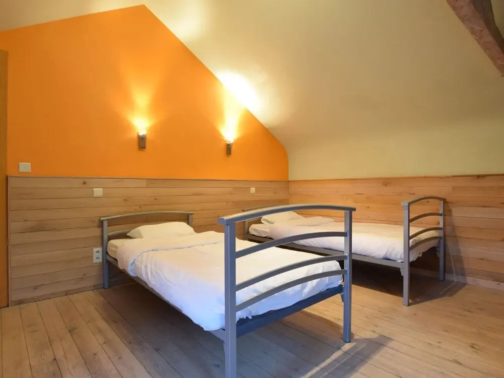Spacious Durbuy group stay
