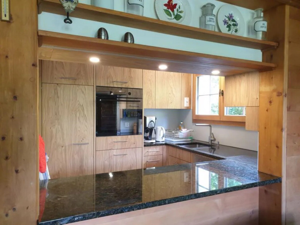 Aerneli, Chalet