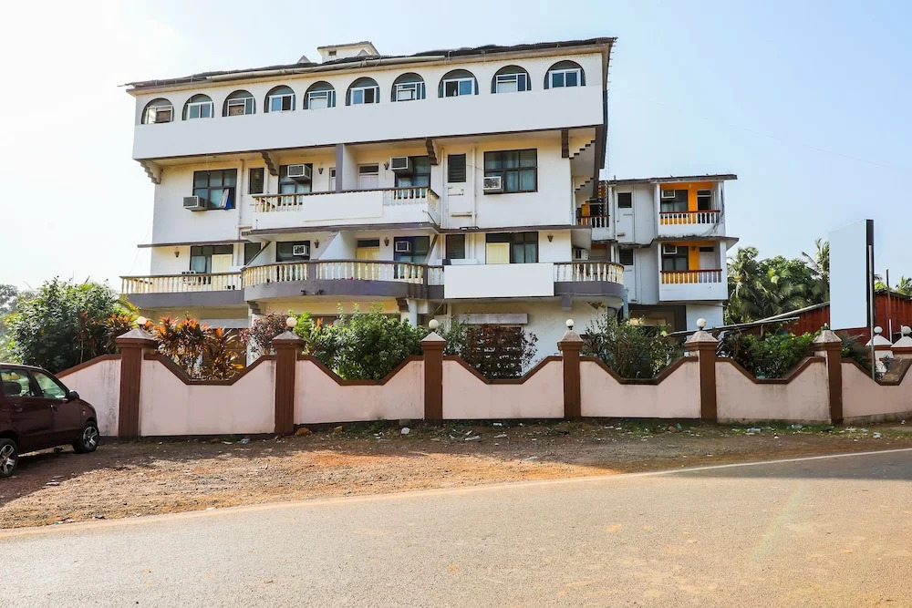 SPOT ON 37412 Hotel Priti International