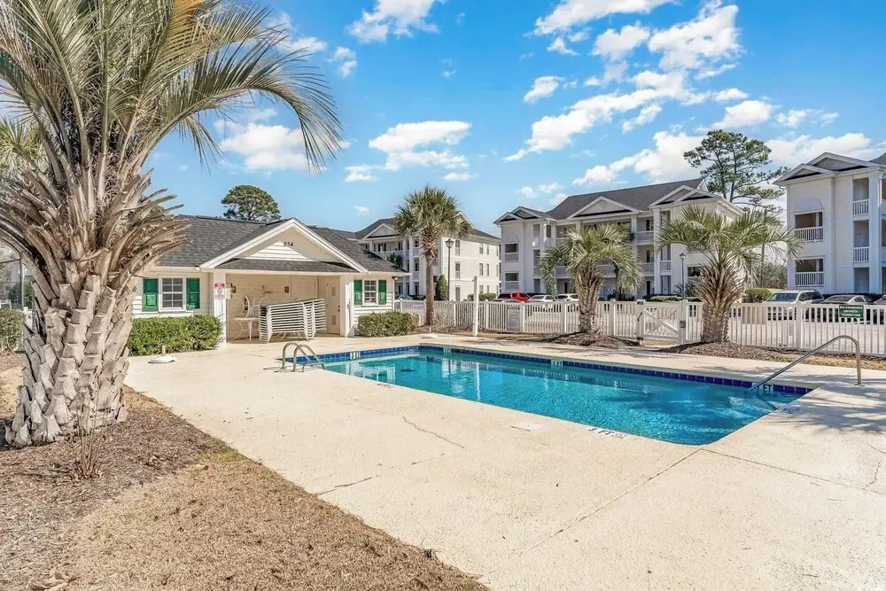 2BR Condo on Golf Course w/ Pool & Tennis Court