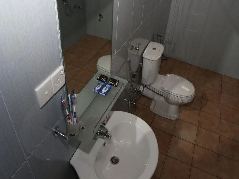 Tharusha White House Hotel