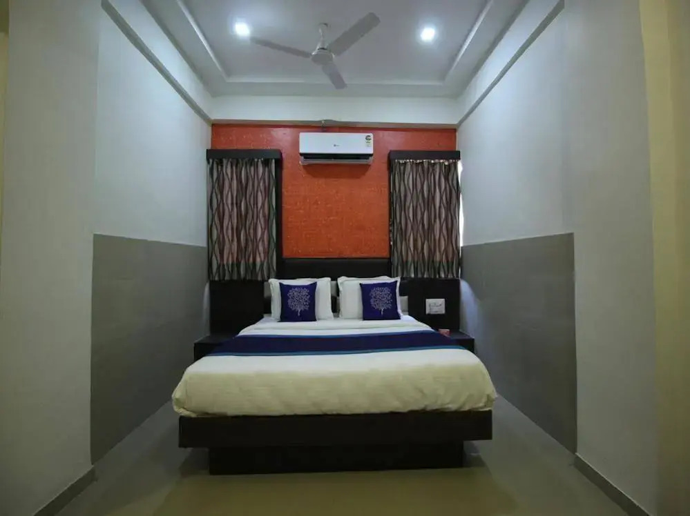 Aeon Hotel