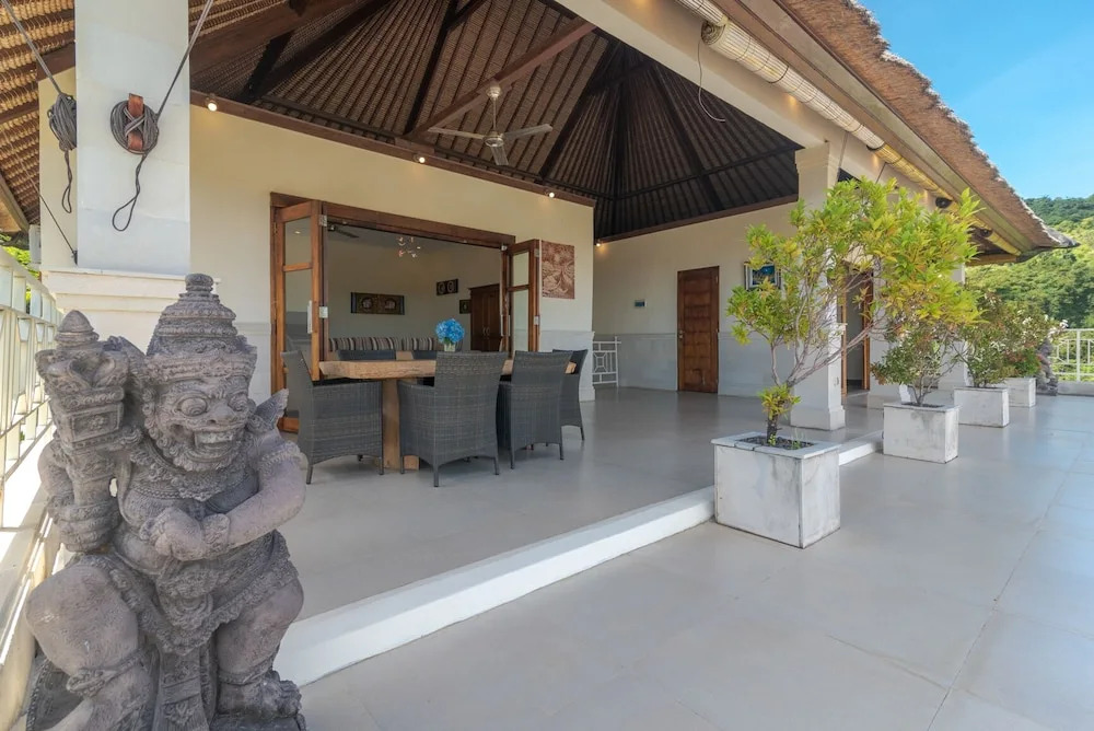 Villa Oscar