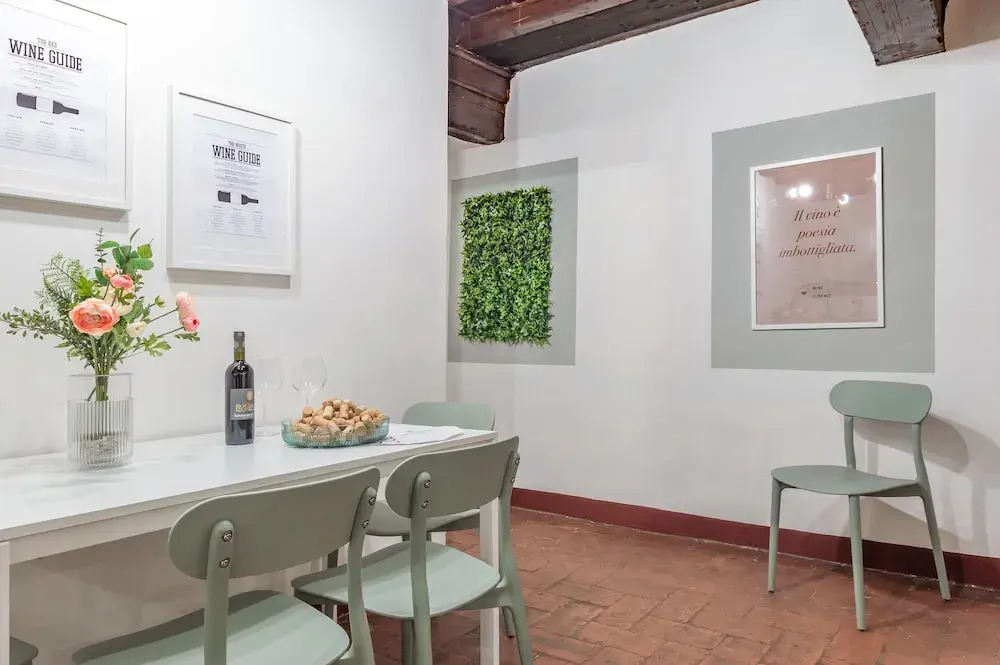 Wine Apartments Florence Ciliegiolo