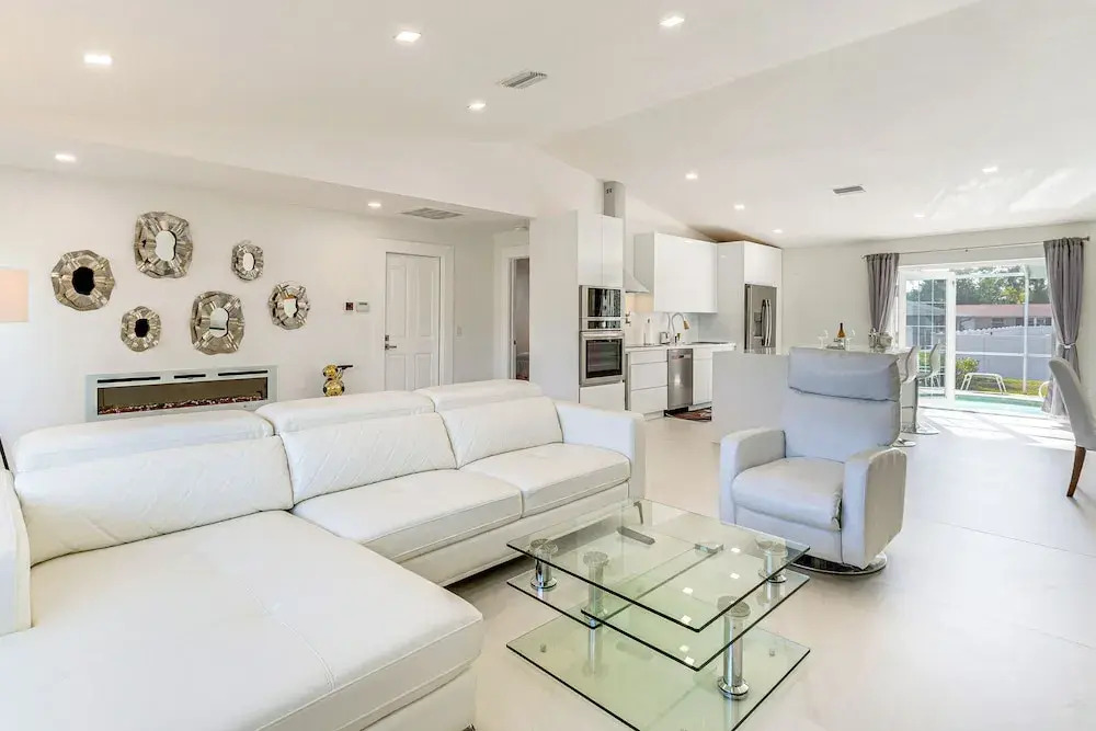3 Mi to Beach: Pet-friendly Home in Port Charlotte