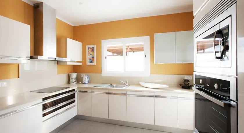 Villa Mare Bella Chao sea view private heated solar pool AC