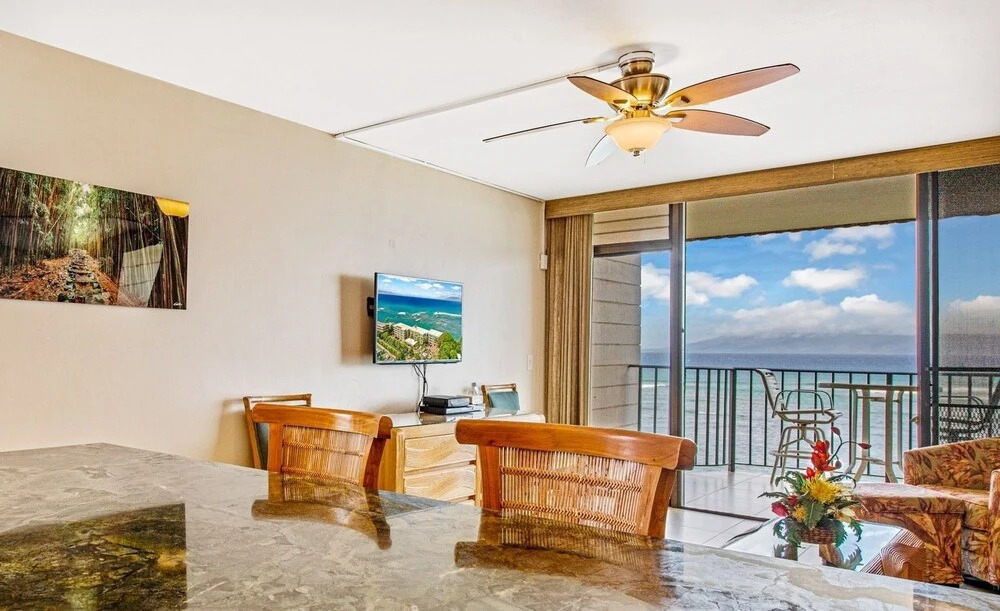 Kahana Reef #401 1 Bedroom Condo by Redawning