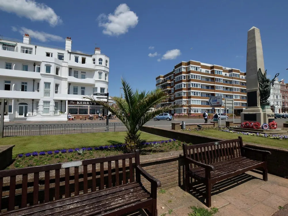 Exquisite Apartment in Bexhill Kent With Balcony