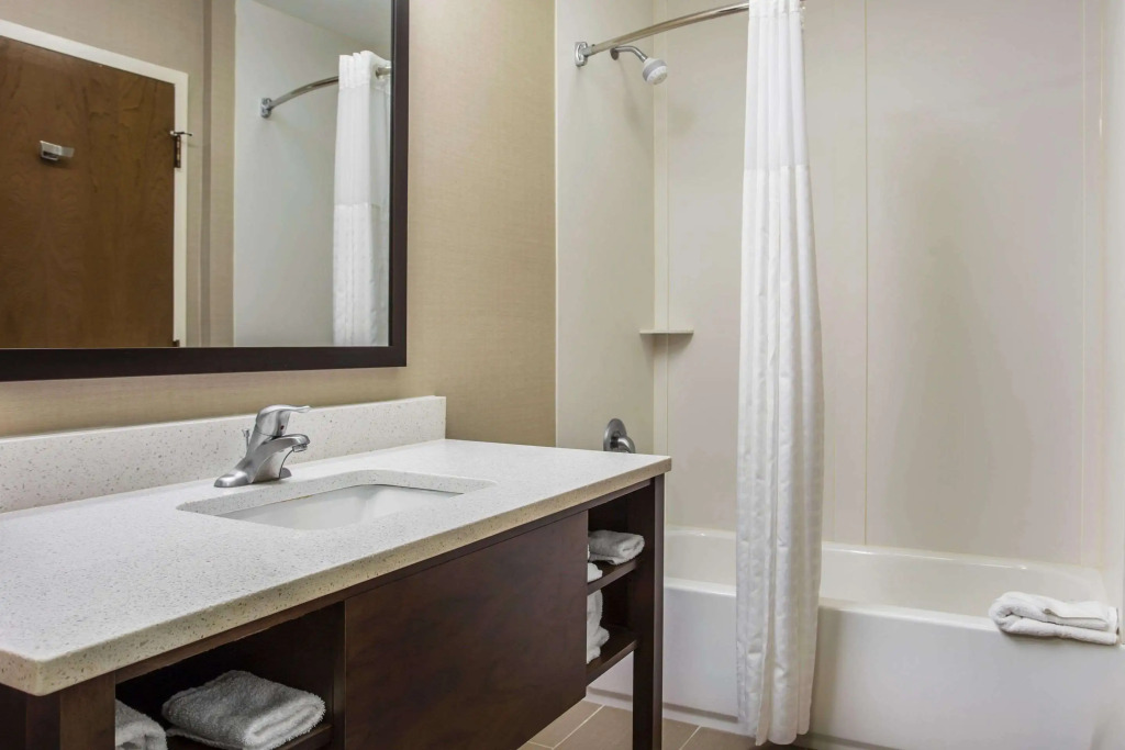 Comfort Suites at Isle of Palms Connector
